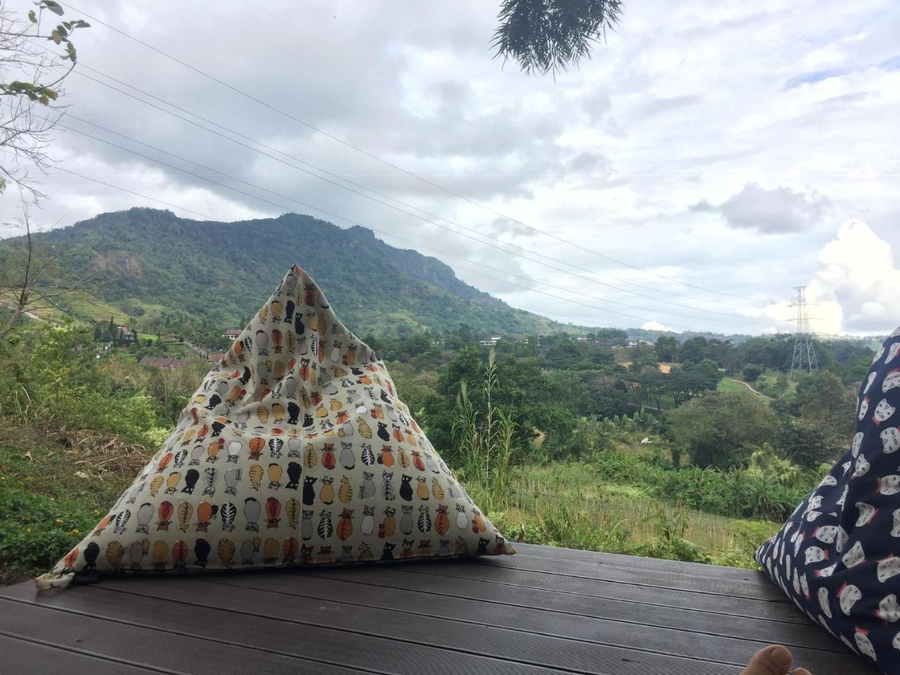 Red Z Cool Mountain Hotel Khao Kho Exterior photo